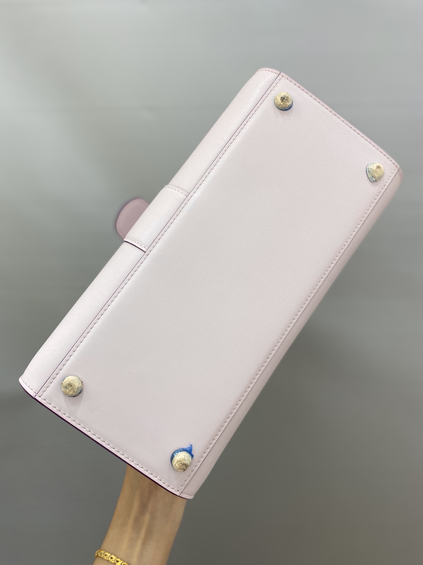 델보 브리앙 박스백 미듐